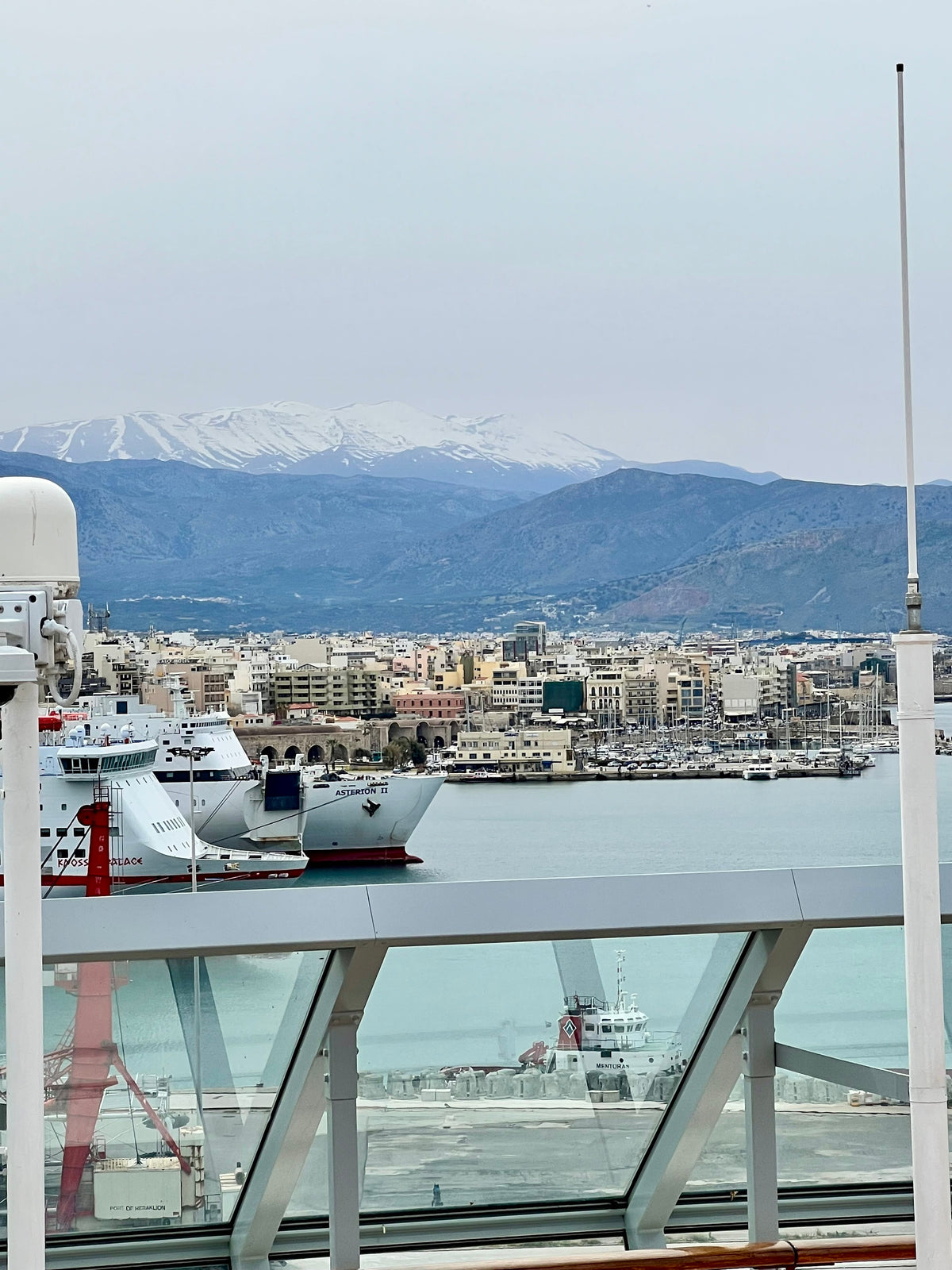 Heraklion on Crete: A Surprise Independence Day Parade